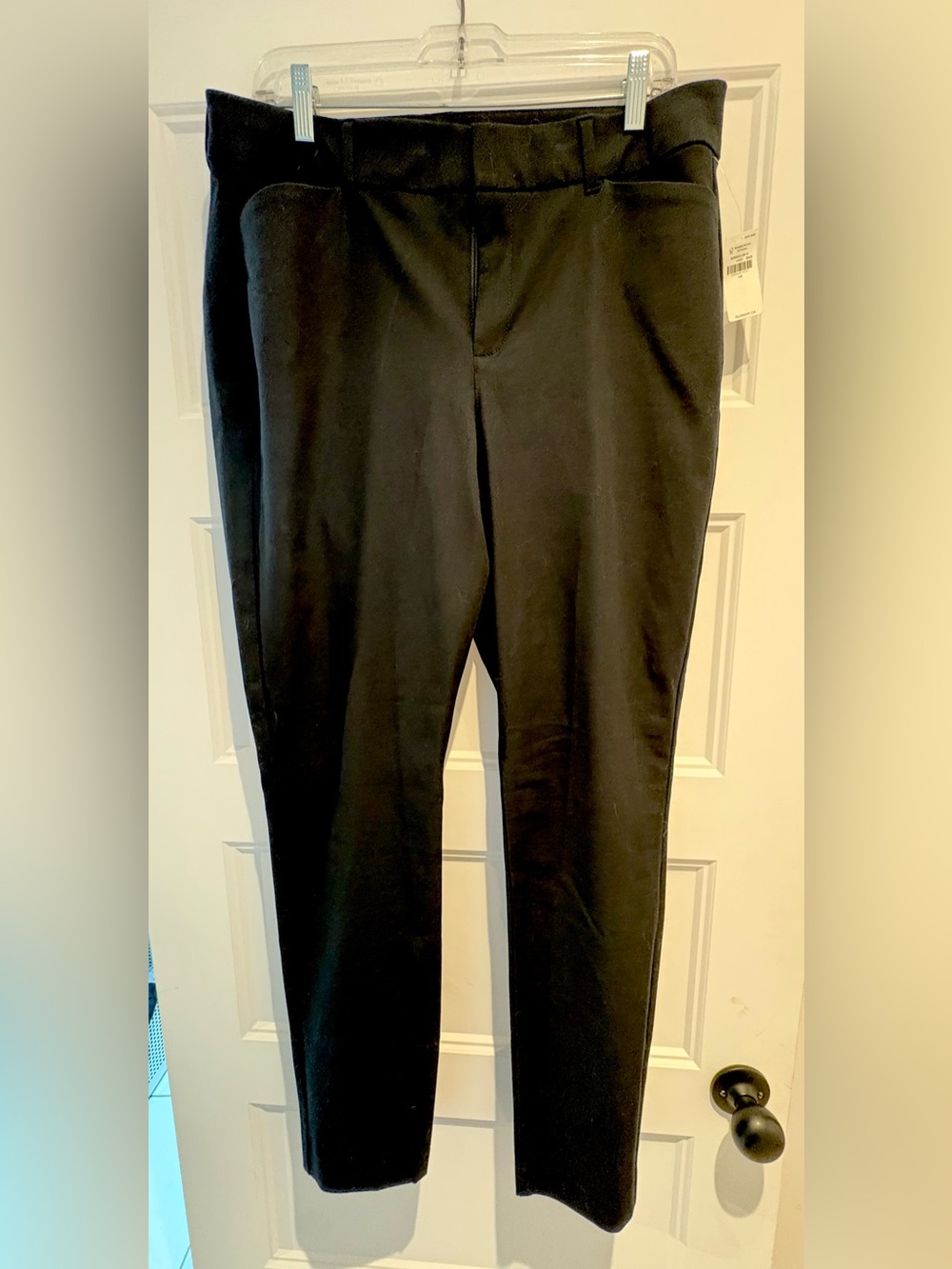 Old Navy black High-Rise Pixie Pants NWT